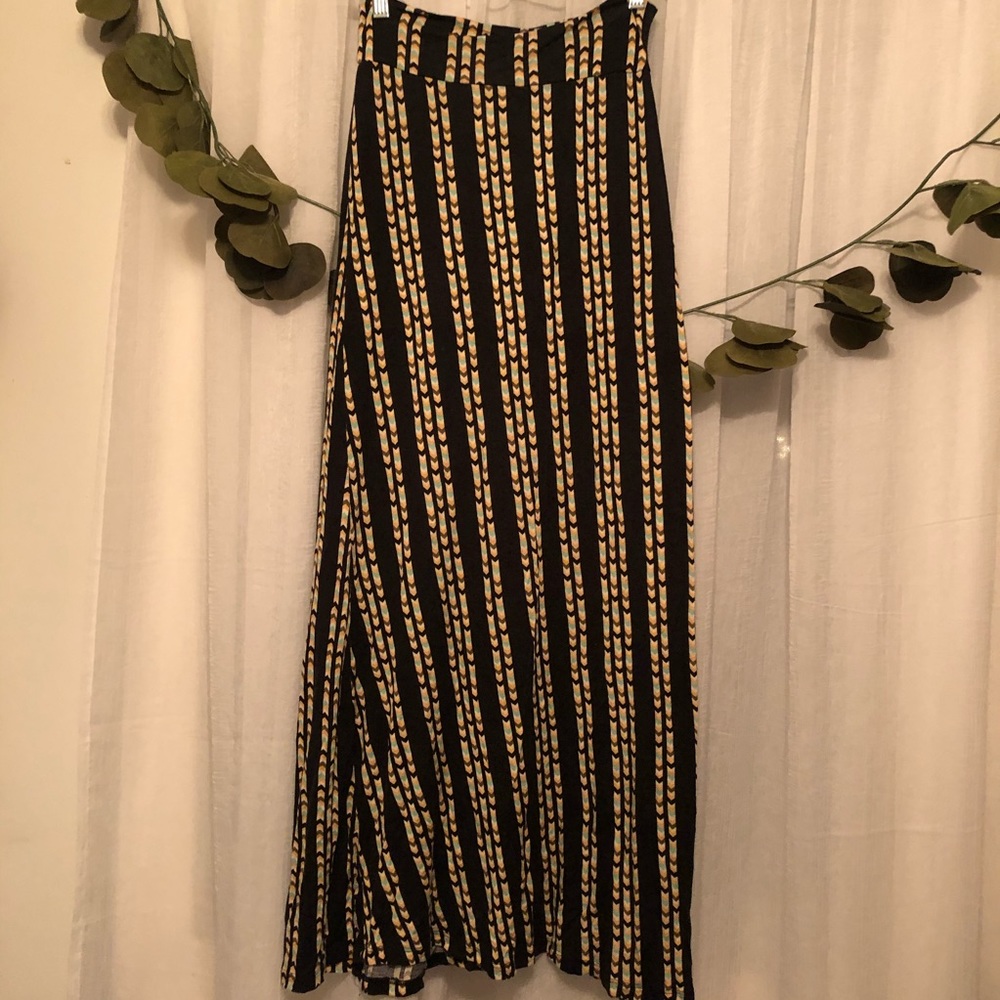 Charlotte Russe Patterned Maxi Skirt